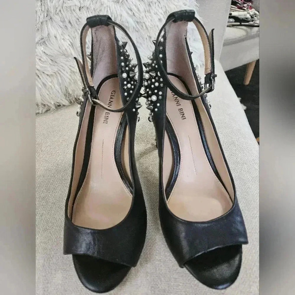 GB High Heel Sandals with Pearl & Spikes Detail - Picture 6 of 7